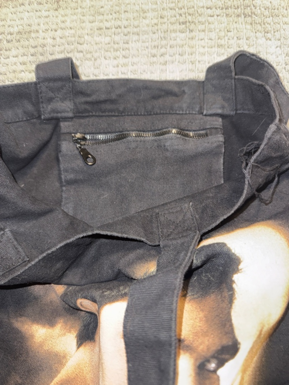 Twilight “New Moon” Tote bag - Picture 3 of 4